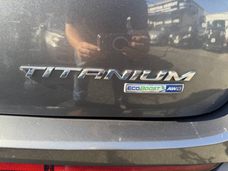 2017 Ford Edge Titanium