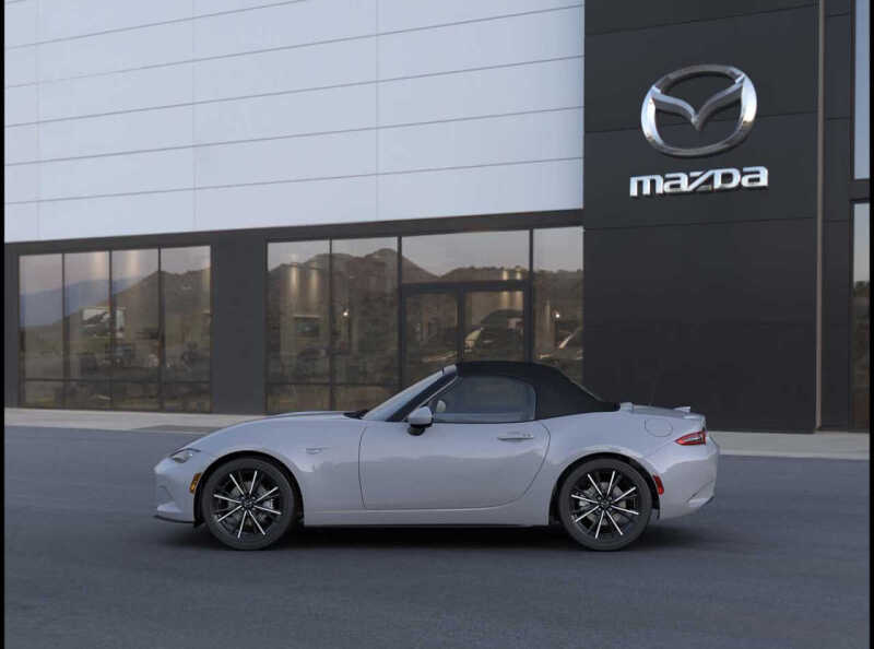 2026 Mazda MX-5 Miata Grand Touring