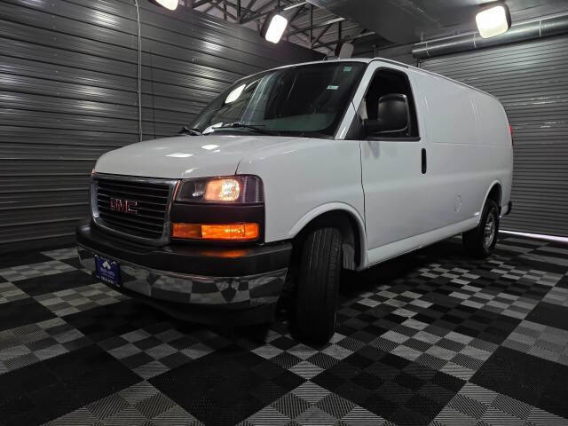 2021 GMC Savana 2500