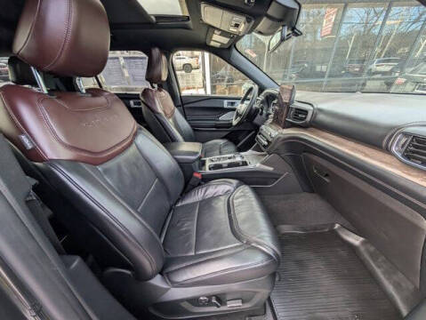 2020 Ford Explorer Platinum