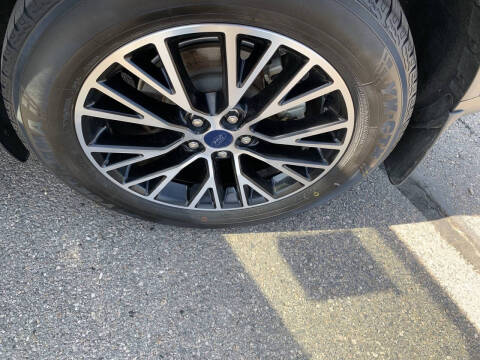 2022 Ford Escape Plug-In Hybrid Titanium