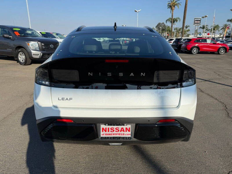 2026 Nissan LEAF Platinum+