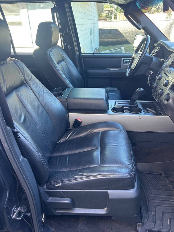 2015 Ford Expedition EL XLT