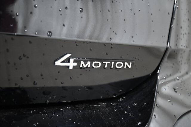 2025 Volkswagen Taos S 4Motion