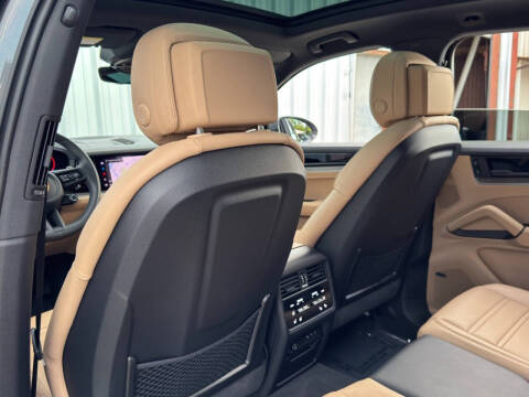 2024 Porsche Cayenne