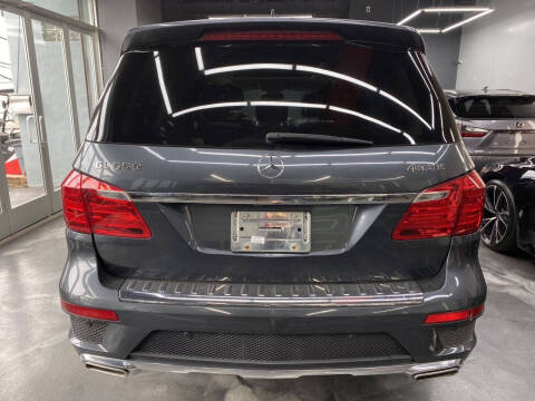 2013 Mercedes-Benz GL-Class GL 550 4MATIC