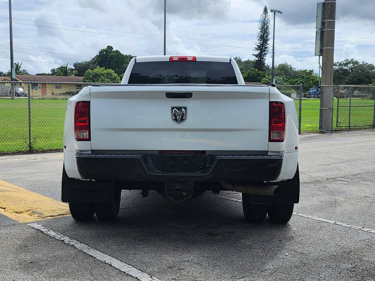 2015 RAM 3500 Pickup - $30,995