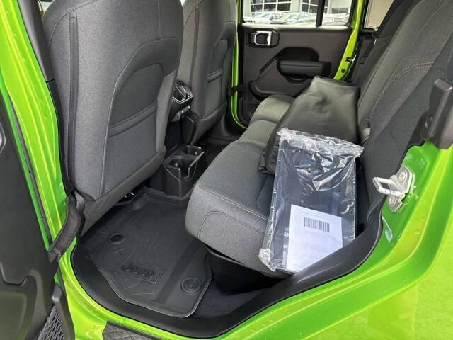 2025 Jeep Gladiator Willys