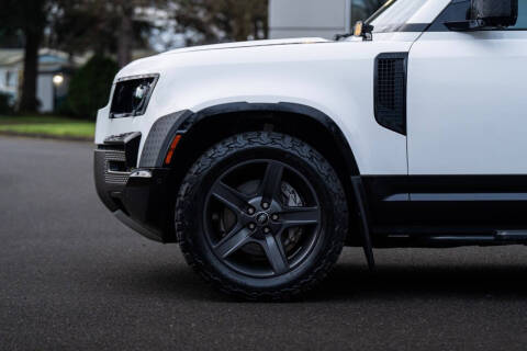 2022 Land Rover Defender 110 X-Dynamic SE