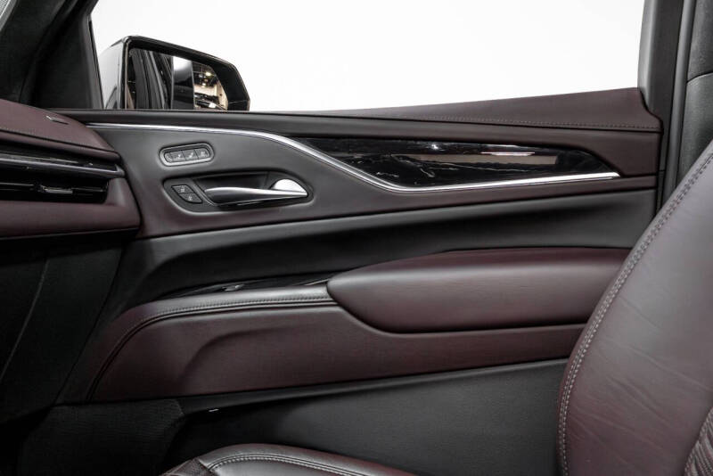 2022 Cadillac Escalade Sport Platinum