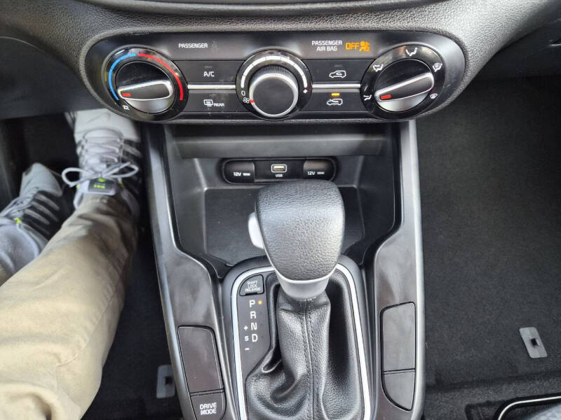 2023 Kia Soul LX - Photo 15
