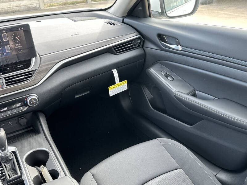 2025 Nissan Altima 2.5 SV