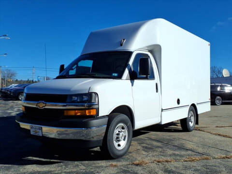 2025 Chevrolet Express 3500