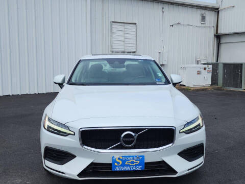 2020 Volvo S60 T5 Momentum