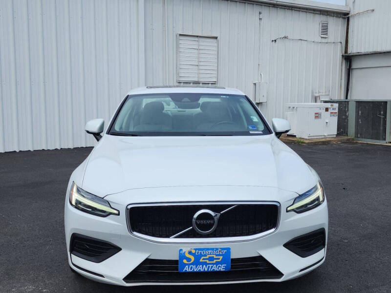 2020 Volvo S60 T5 Momentum