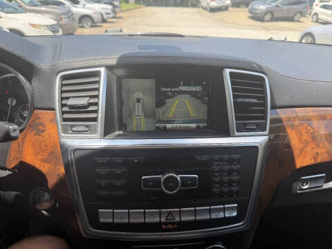 2014 Mercedes-Benz GL-Class GL 550 4MATIC