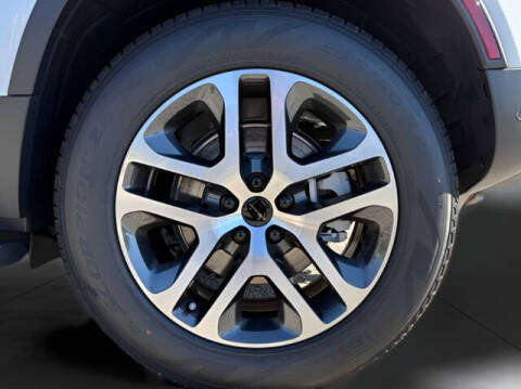 2026 Land Rover Defender 110 P300 S