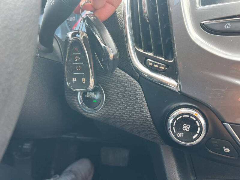 2017 Chevrolet Cruze LT Auto