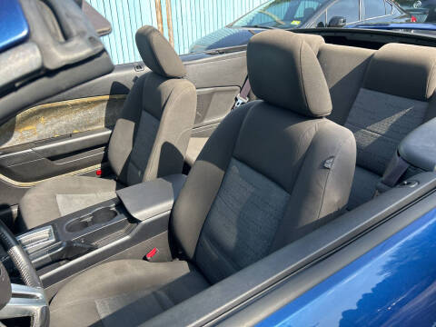 2006 Ford Mustang V6 Premium