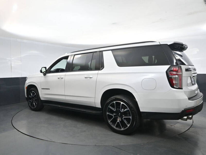 2022 Chevrolet Suburban RST