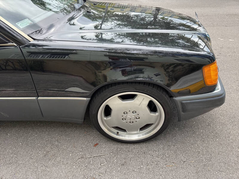 1993 Mercedes-Benz 300-Class 300 CE