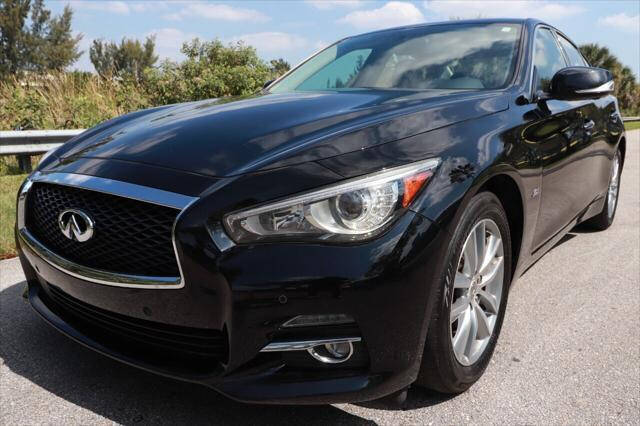 2016 Infiniti Q50 Sedan - $12,997