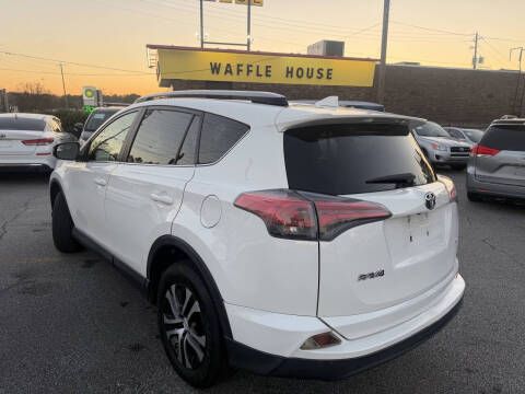 2017 Toyota RAV4 LE