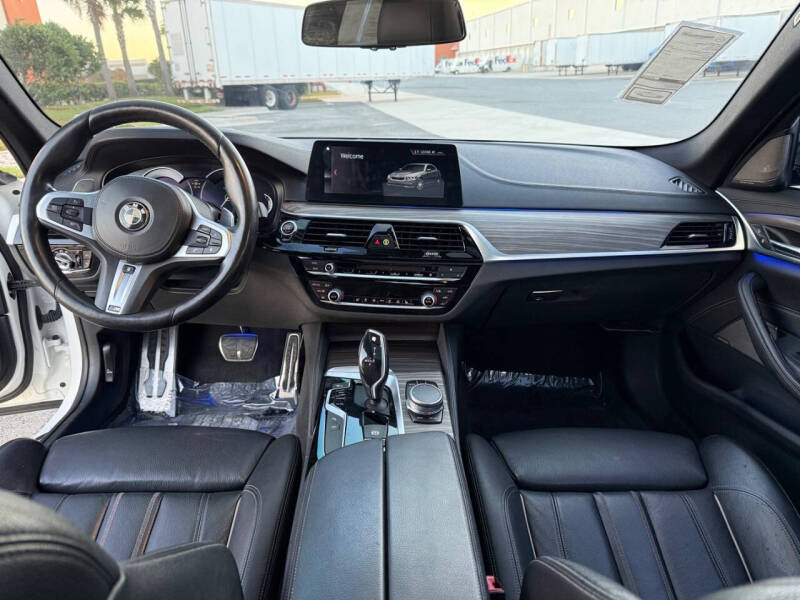 2017 BMW 5 Series 540i xDrive