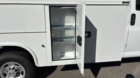 2025 Chevrolet Express 3500