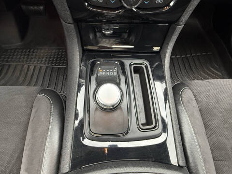 2019 Chrysler 300 S