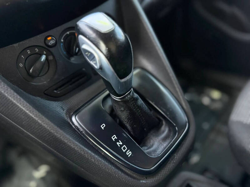 2015 Ford Transit Connect XL
