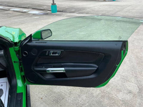 2019 Ford Mustang EcoBoost