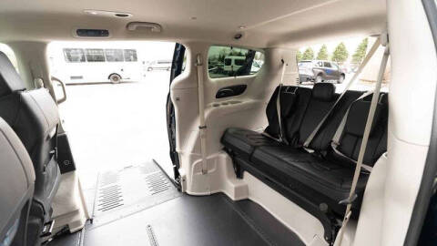2021 Chrysler Pacifica Touring L