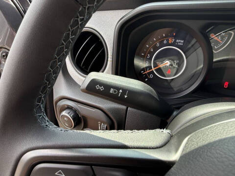 2025 Jeep Gladiator Sport S