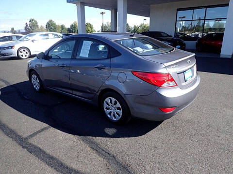 2016 Hyundai Accent SE