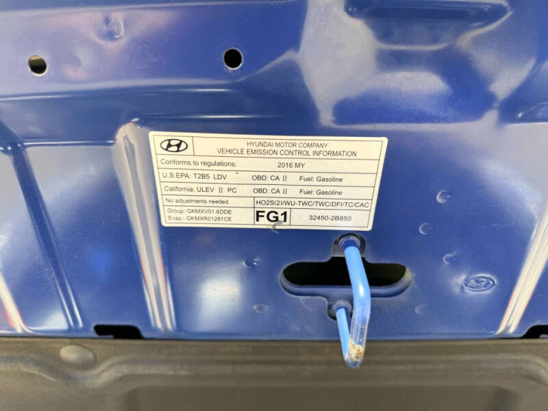 2016 Hyundai Veloster