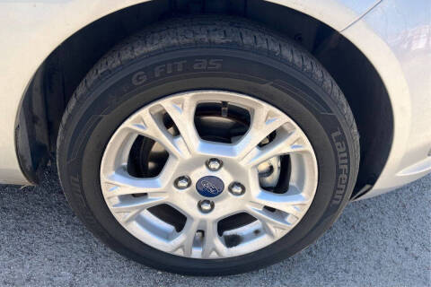 2015 Ford Fiesta SE