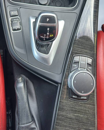 2018 BMW 3 Series 330i xDrive Gran Turismo