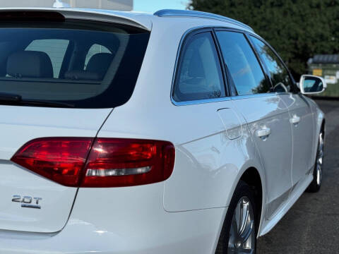 2012 Audi A4 2.0T quattro Avant Premium Plus