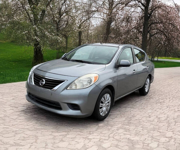 2013 Nissan Versa 1.6 S