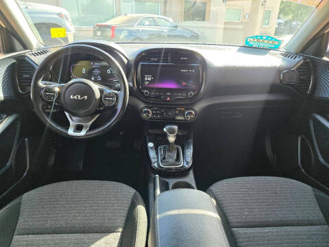 2023 Kia Soul EX