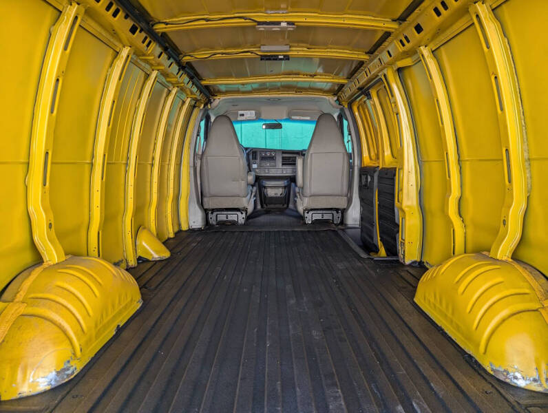 2018 GMC Savana 2500