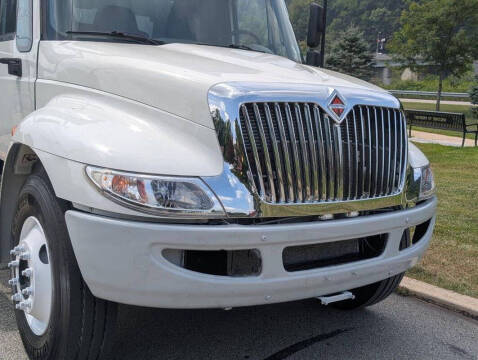 2018 International DuraStar 4300
