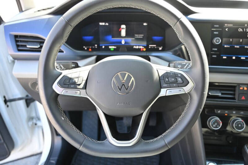 2023 Volkswagen Taos SE 4Motion