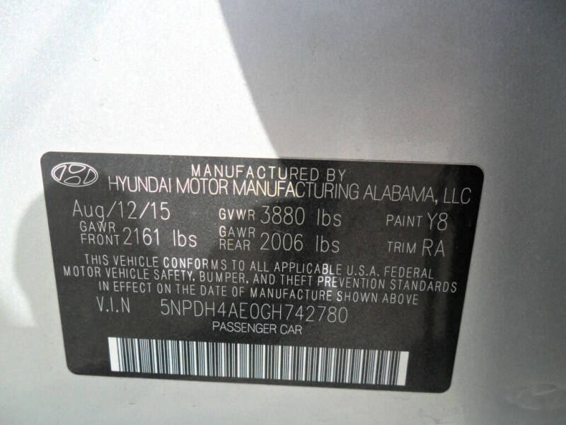 2016 Hyundai Elantra SE