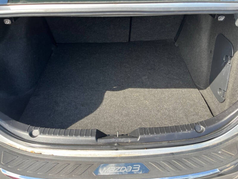 2018 Mazda MAZDA3 Touring