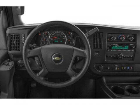 2025 Chevrolet Express LT 3500