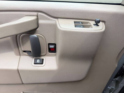 2026 Chevrolet Express 3500