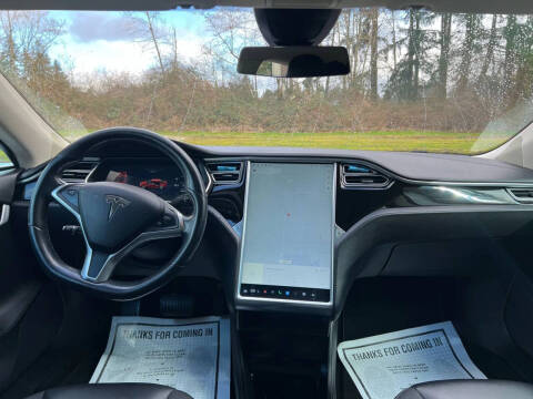 2015 Tesla Model S