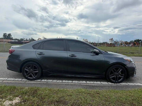 2021 Kia Forte GT Line